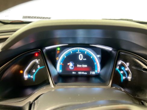 Used 2018 Honda Civic EX-L image 23