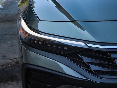 New 2025 Hyundai Elantra Sport image 10