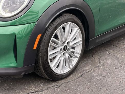 Used 2023 MINI Cooper S w/ Signature Upholstery Package image 31