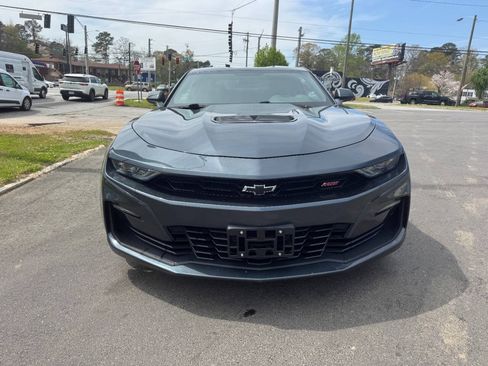 Used 2021 Chevrolet Camaro SS RWD image 9