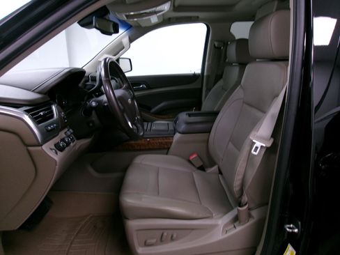 Used 2016 Chevrolet Tahoe LTZ AWD/4WD image 11