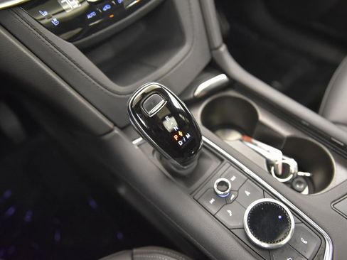 Used 2024 Cadillac XT6 Premium Luxury w/ Technology Package image 23