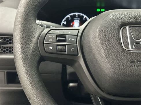 Certified 2024 Honda HR-V LX image 17