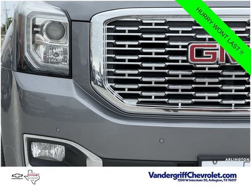 Used 2019 GMC Yukon Denali w/ Denali Ultimate Package RWD image 8