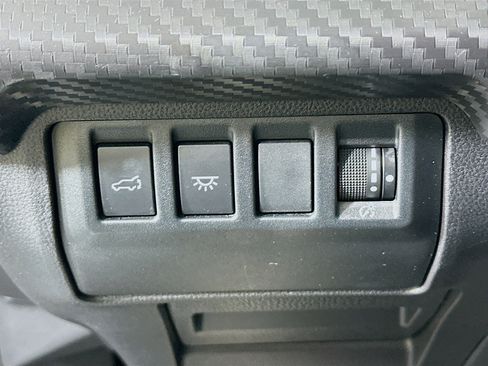Used 2025 Subaru Ascent Premium AWD/4WD image 16