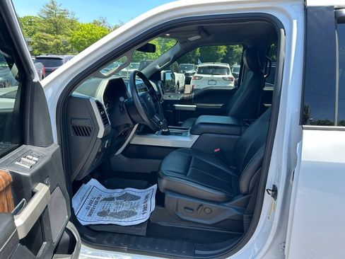 Certified 2019 Ford F150 Lariat w/ Trailer Tow Package AWD/4WD image 15