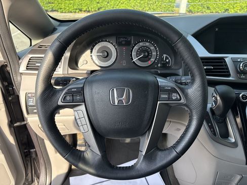 Used 2015 Honda Odyssey EX-L image 11