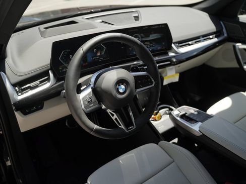 New 2026 BMW X1 xDrive28i w/ Technology Package AWD/4WD image 9
