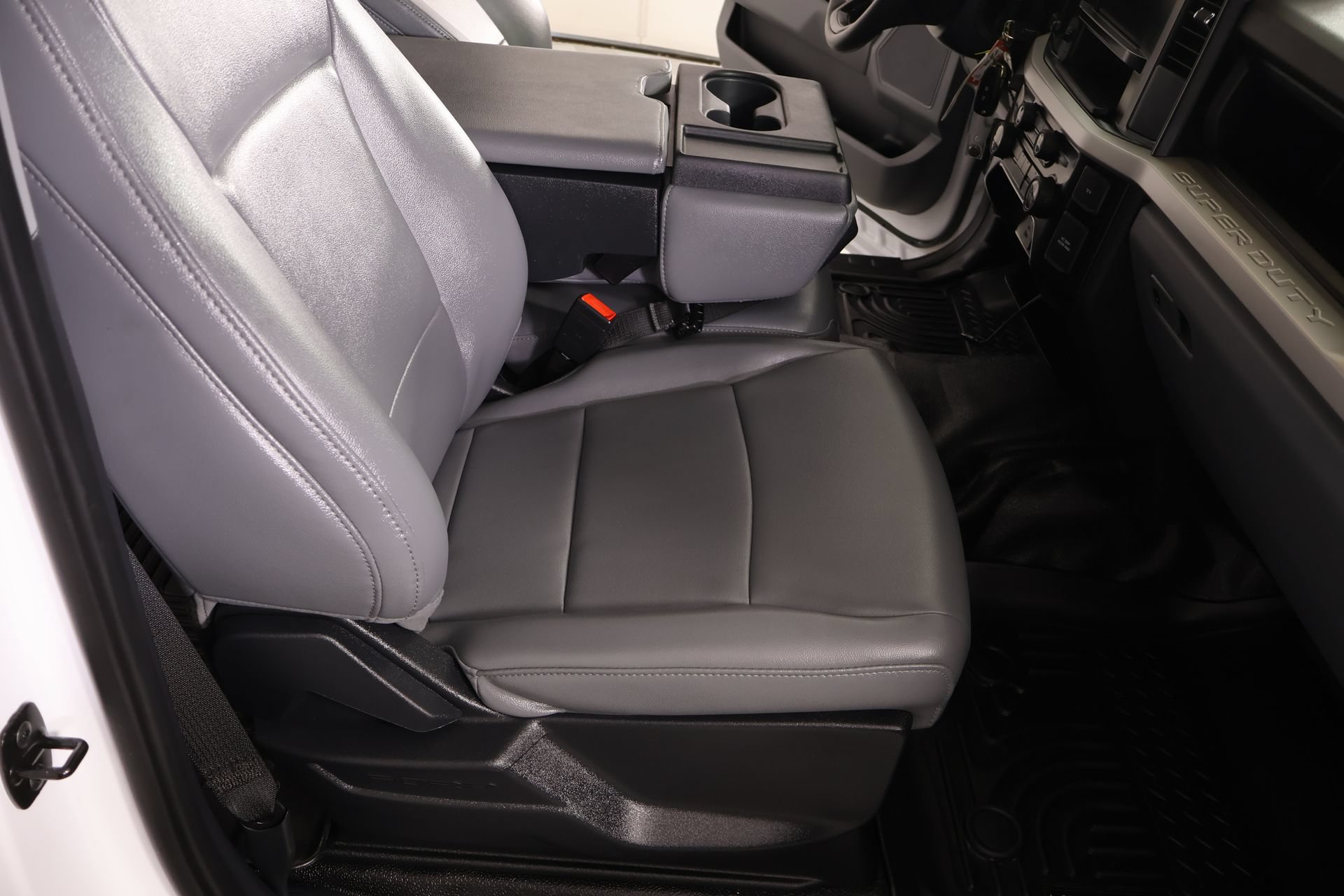 Used 2024 Ford F250 XL w/ XL Chrome Package RWD image 12