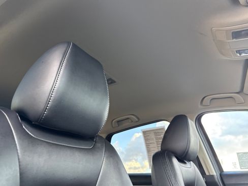 Used 2025 MAZDA CX-5 AWD 2.5 S w/ Select Package image 17