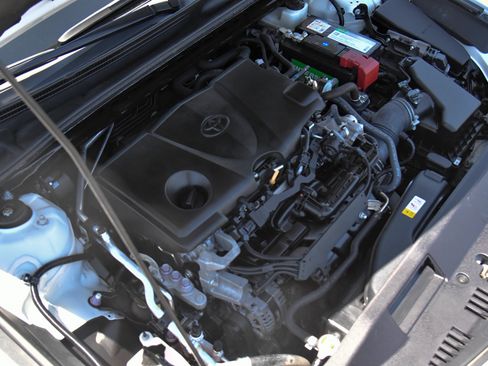 Used 2024 Toyota Camry SE FWD image 41