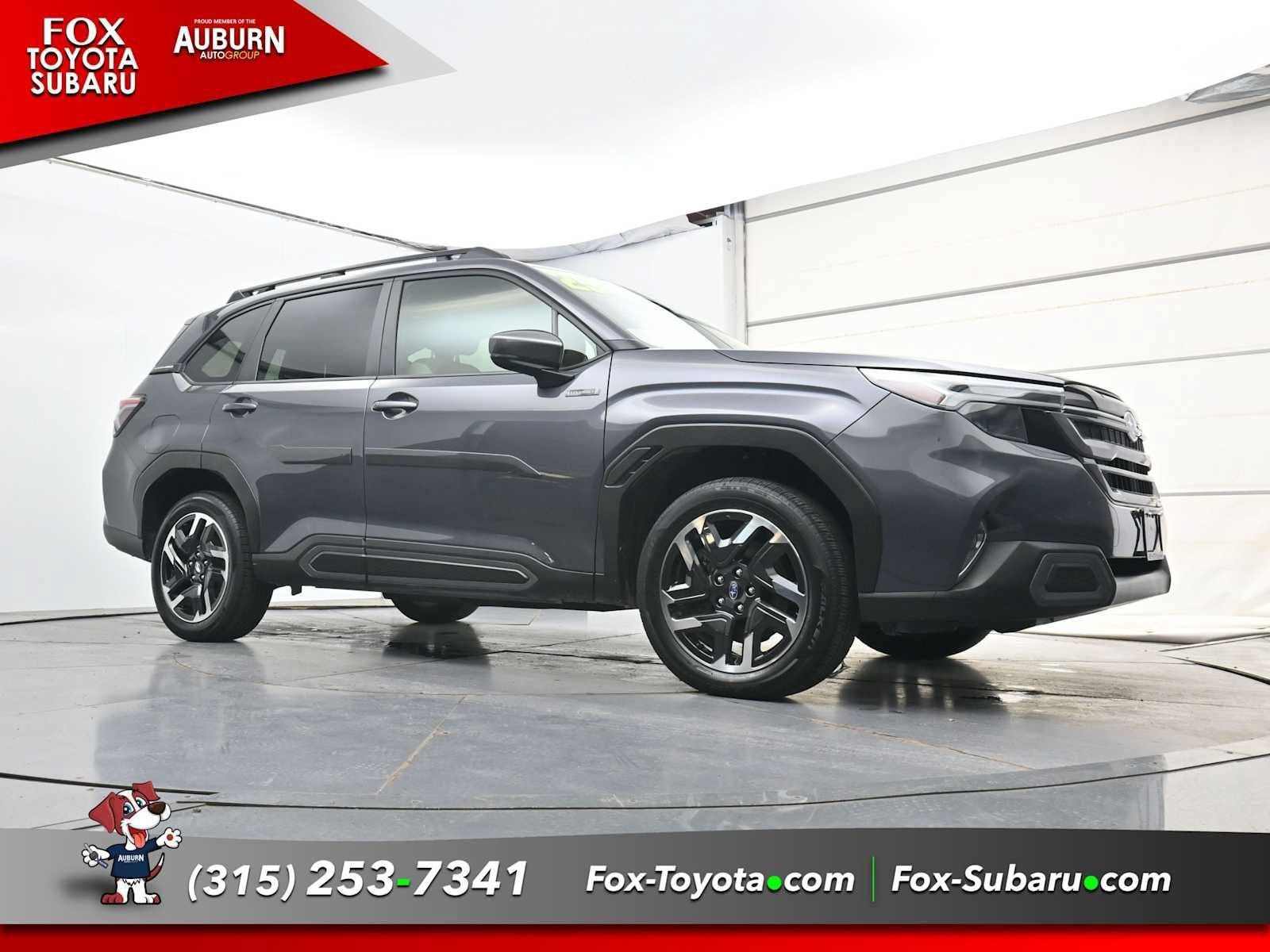 Used 2025 Subaru Forester Limited AWD/4WD image 23