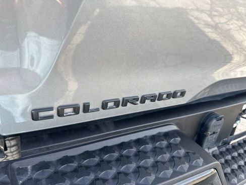 Used 2024 Chevrolet Colorado ZR2 w/ ZR2 Convenience Package III image 30