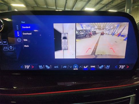 Certified 2024 Chevrolet Traverse RS w/ LPO, Floor Liner Package image 18