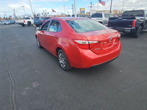 Used 2016 Toyota Corolla LE FWD image 5
