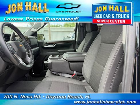 Used 2024 Chevrolet Silverado 1500 LT AWD/4WD image 21