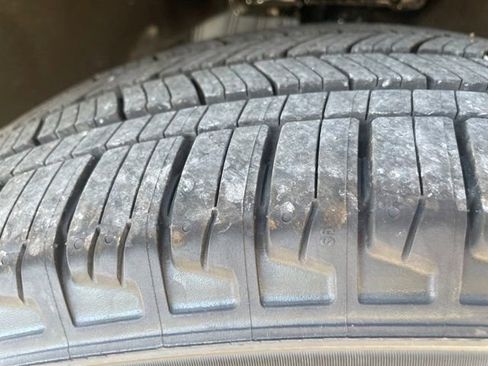 New 2026 Ford Explorer Active w/ Active Comfort Package image 28