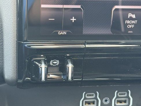 New 2026 RAM 1500 Laramie w/ Night Edition image 23