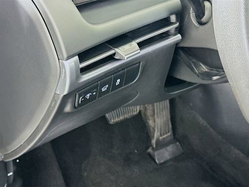 Certified 2025 Hyundai Tucson SEL image 10