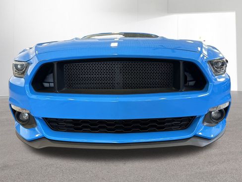 Used 2017 Ford Mustang EcoBoost image 24