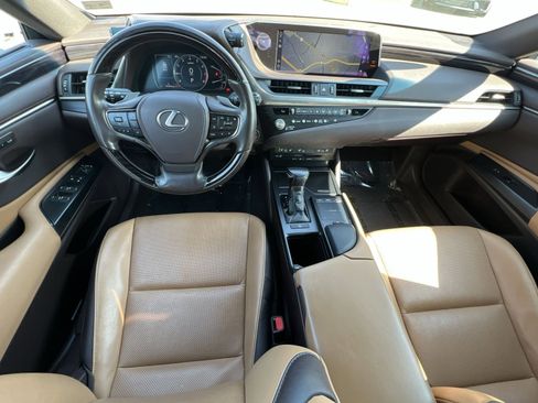 Used 2021 Lexus ES 350 w/ Premium Package image 24