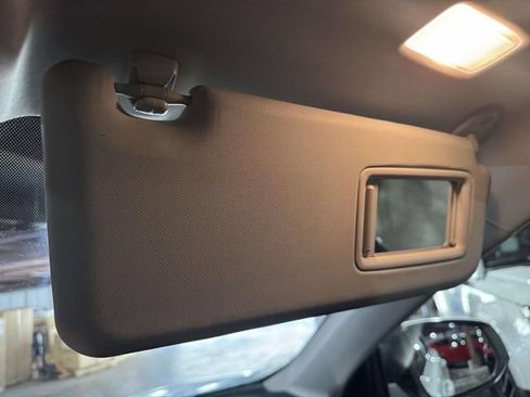 Used 2015 Toyota RAV4 XLE w/ Outdoor Package AWD/4WD image 39