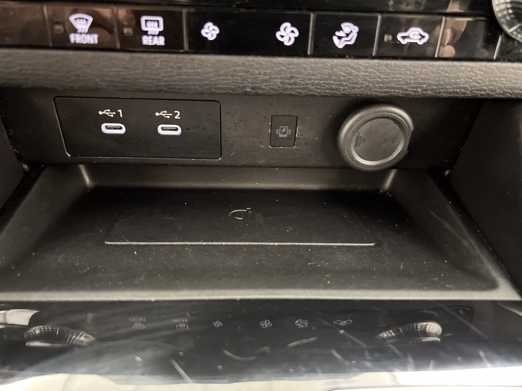 Used 2025 Mitsubishi Outlander SE FWD image 60