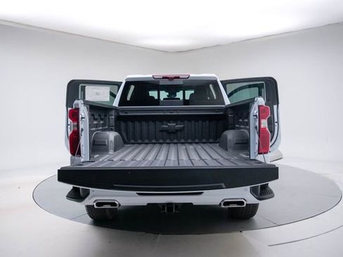 New 2026 Chevrolet Silverado 1500 High Country w/ Technology Package AWD/4WD image 21