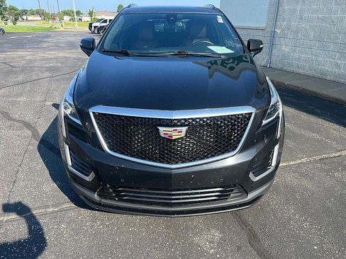 Used 2021 Cadillac XT5 Sportv AWD/4WD image 3