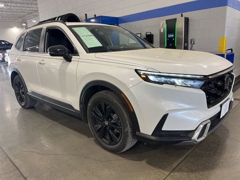 Certified 2023 Honda CR-V Sport Touring image 2