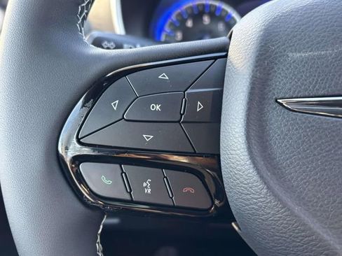 New 2026 Chrysler Pacifica Select w/ S Appearance Package FWD image 21