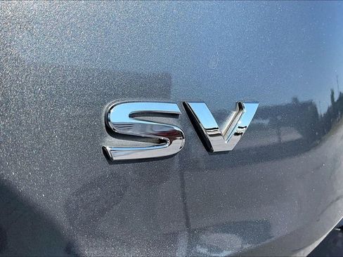 Used 2021 Nissan Rogue SV w/ Premium Package FWD image 23