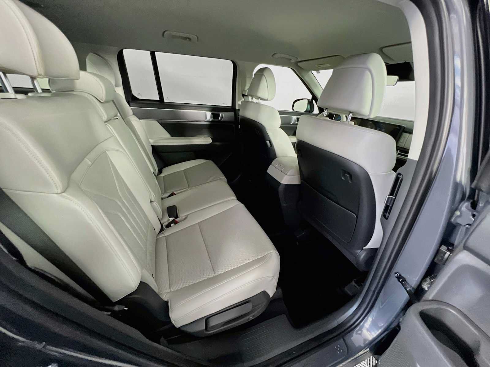 Certified 2026 Hyundai Santa Fe SEL AWD/4WD image 27