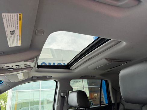 Certified 2017 Chevrolet Tahoe Premier AWD/4WD image 41