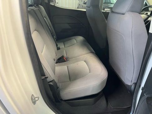 Used 2020 Chevrolet Colorado W/T w/ WT Convenience Package image 12