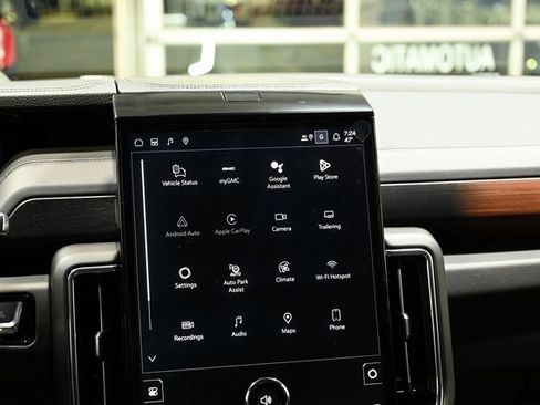 New 2026 GMC Yukon XL Denali image 16