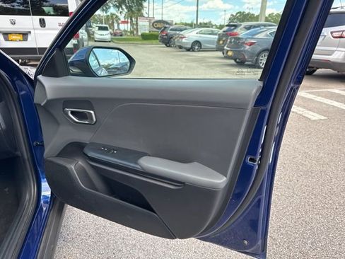 Used 2025 Kia K4 LXS FWD image 13