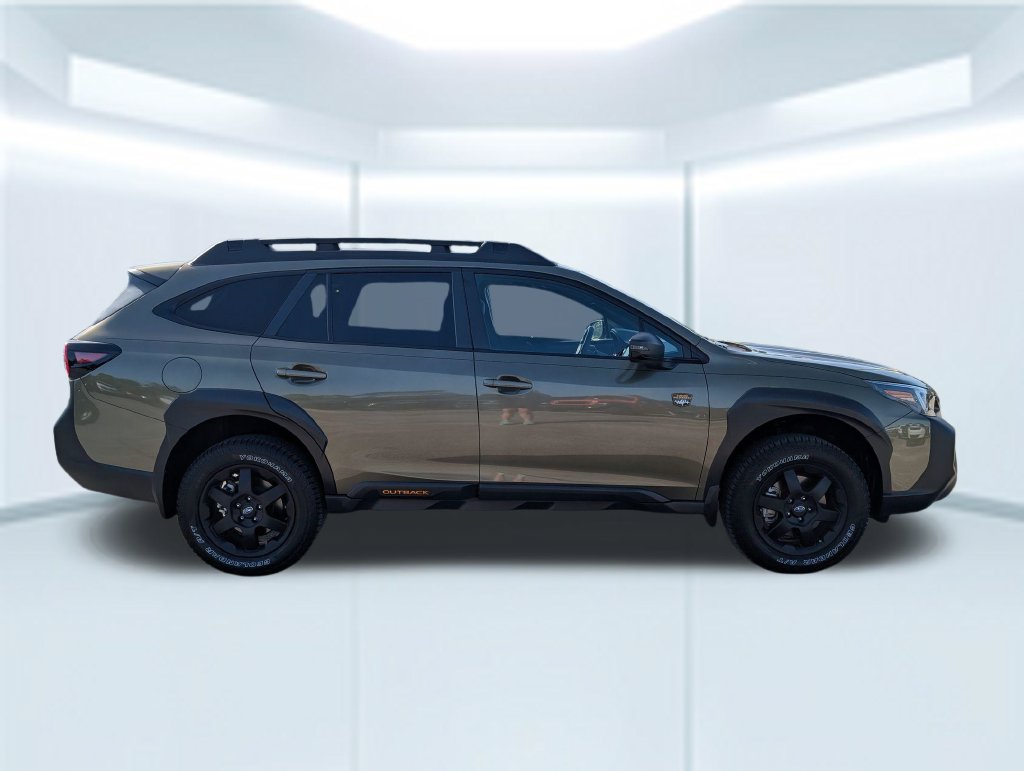 Used 2025 Subaru Outback Wilderness AWD/4WD image 6