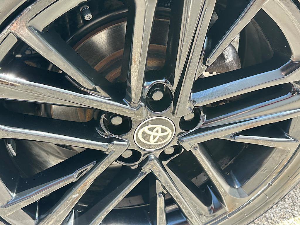Used 2025 Toyota Camry SE FWD image 32