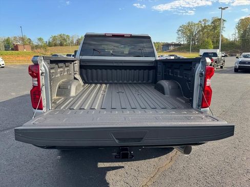 New 2026 Chevrolet Silverado 2500 Custom w/ Custom Value Package AWD/4WD image 7