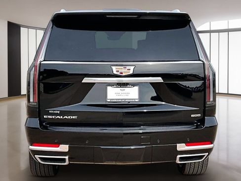 New 2026 Cadillac Escalade Luxury w/ Touring Package AWD/4WD image 4