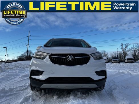 Certified 2022 Buick Encore Preferred w/ Safety Package image 4