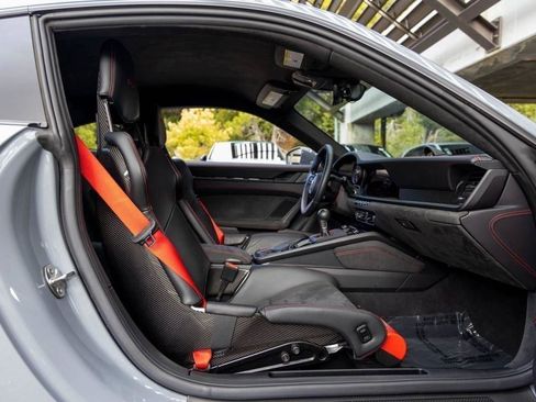 Certified 2024 Porsche 911 GT3 image 94