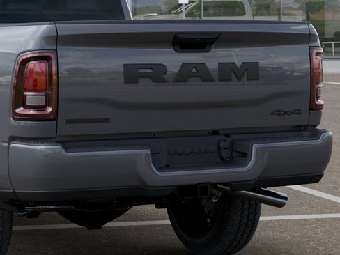 New 2026 RAM 2500 Big Horn AWD/4WD image 13