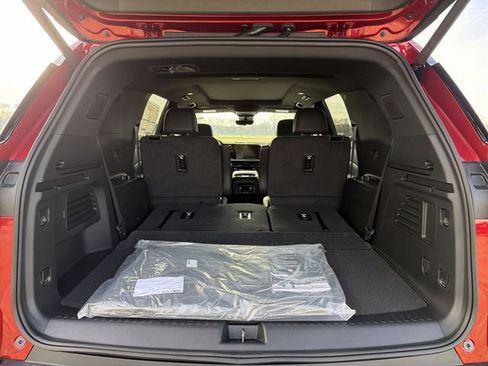 New 2026 Chevrolet Traverse LT w/ Sun and Wheel Package image 20