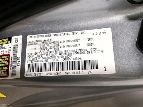 Used 2020 Toyota Tacoma TRD Sport w/ Technology Package AWD/4WD image 33