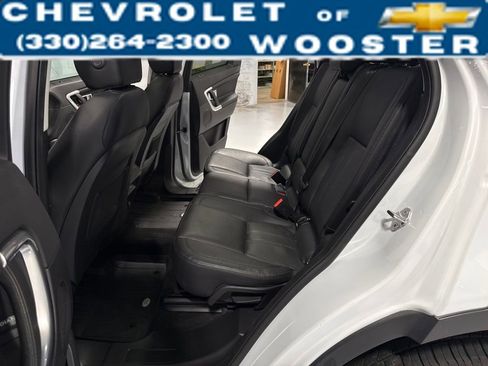 Used 2017 Land Rover Discovery Sport HSE image 31