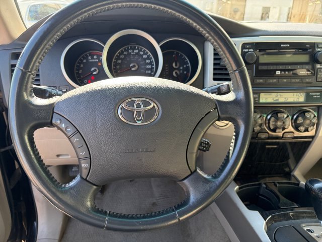 Used 2007 Toyota 4Runner Limited AWD/4WD image 17