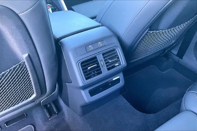 Used 2025 Audi Q5 Premium AWD/4WD image 25