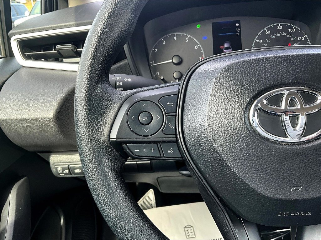 Used 2024 Toyota Corolla LE FWD image 12